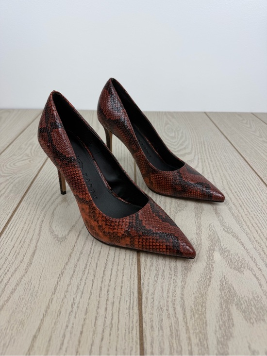 Katy Perry Collections Shoes - Katy Perry The Revival Pointed Toe Pump 8.5M Nutshell Multi Snake Python $98